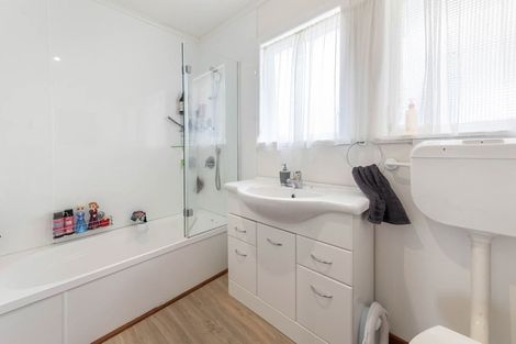 Photo of property in 23 Turner Drive, Western Heights, Rotorua, 3015