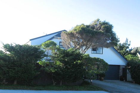 Photo of property in 40 Olive Terrace, Paraparaumu Beach, Paraparaumu, 5032