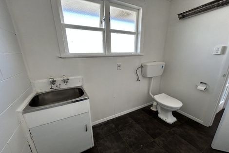 Photo of property in 6 Erin Street, Hokowhitu, Palmerston North, 4410