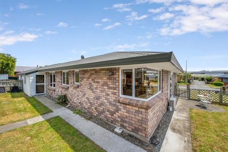 Photo of property in 27 Karina Crescent, Redwoodtown, Blenheim, 7201