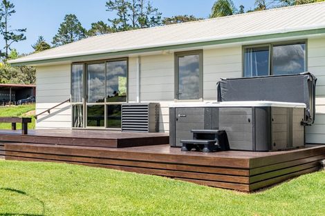 Photo of property in 1822 State Highway 12, Paparoa, 0571