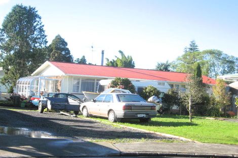 Photo of property in 6 Lyndon Place, Manurewa, Auckland, 2102
