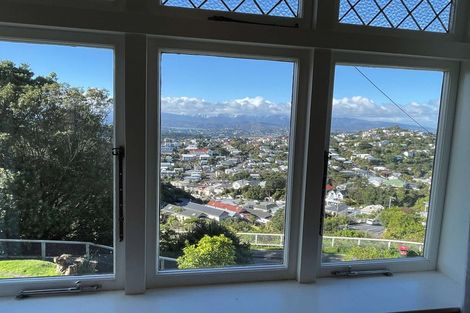 Photo of property in 76 Mitchell Street, Brooklyn, Wellington, 6021