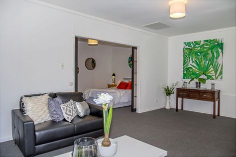 Photo of property in 2/36 Greendale Spur, Glenfield, Auckland, 0629
