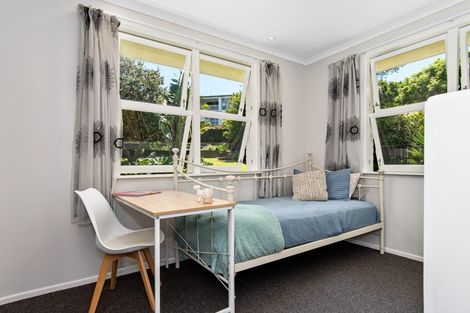 Photo of property in 114 Harbour View Road, Omokoroa, 3114