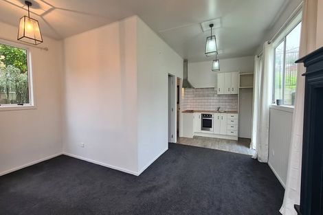 Photo of property in 23 Hobbs Road, Matakatia, Whangaparaoa, 0930