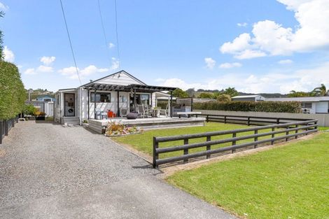 Photo of property in 215a Kiwi Road, Whangamata, 3620