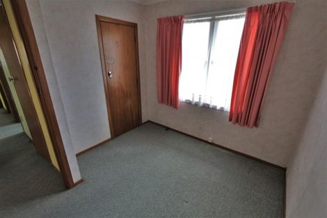 Photo of property in 32 Pohutukawa Drive, Tokoroa, 3420