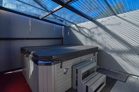 Photo of property in 4 Kay Road, Manurewa, Auckland, 2102