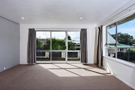Photo of property in 1/106 Colwill Road, Massey, Auckland, 0614