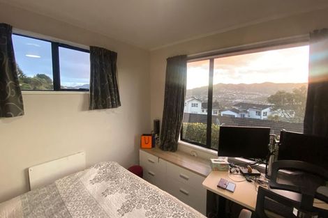 Photo of property in 16b Trinidad Crescent, Grenada Village, Wellington, 6037