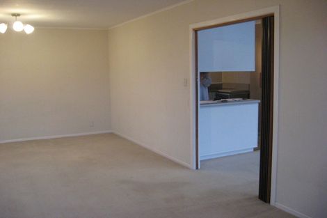 Photo of property in 26 Manu Crescent, Upper Vogeltown, New Plymouth, 4310
