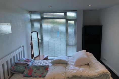 Photo of property in 2/272 Marine Parade, New Brighton, Christchurch, 8061