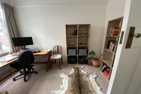 Photo of property in 51 Aurora Terrace, Kelburn, Wellington, 6012