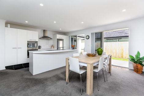 Photo of property in 27a Bulkeley Terrace, New Plymouth, 4310