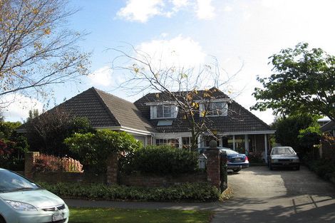 Photo of property in 64 Solway Avenue, Ilam, Christchurch, 8041