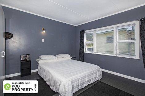 Photo of property in 25 View Road, Hikurangi, 0114