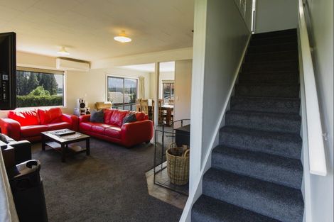 Photo of property in 15 Hamilton Drive, Lake Tekapo, 7999