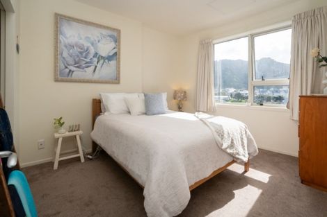 Photo of property in Stadium Garden Flats, 402/107 Thorndon Quay, Pipitea, Wellington, 6011