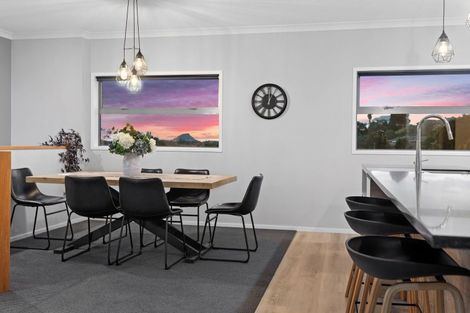 Photo of property in 111 Oteki Park Drive, Welcome Bay, Tauranga, 3112