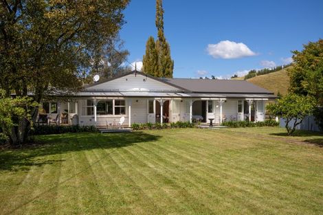 Photo of property in 132 Whitby Road, Wakefield, 7025