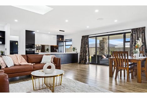 Photo of property in 10 Goodland Place, Rolleston, 7614