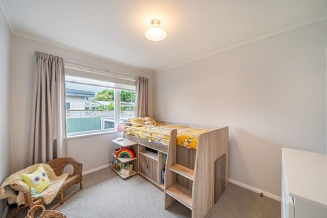 Photo of property in 8a Willow Grove, Ebdentown, Upper Hutt, 5018