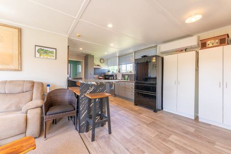 Photo of property in 10 Meehan Place, Makikihi, Timaru, 7971
