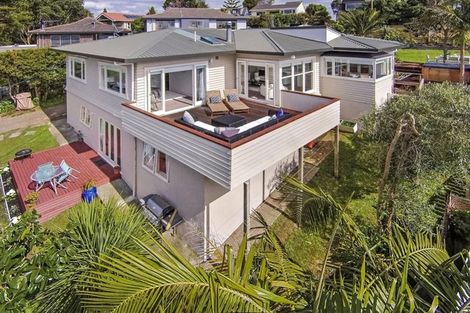 Photo of property in 68a Kowhai Road, Campbells Bay, Auckland, 0630