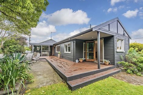 Photo of property in 51 Kings Avenue, Waikuku Beach, 7402