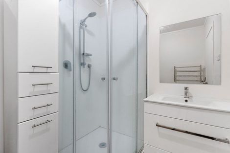 Photo of property in 118 Aberdeen Place, Whangamata, 3620