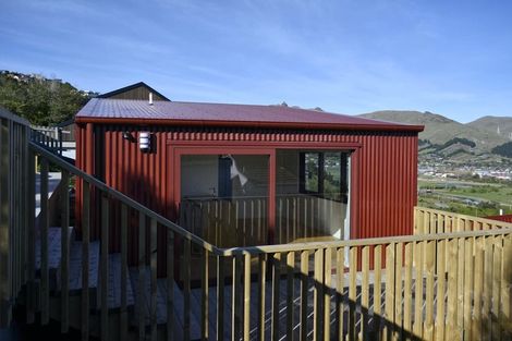 Photo of property in 9 Challis Place, Mount Pleasant, Christchurch, 8081