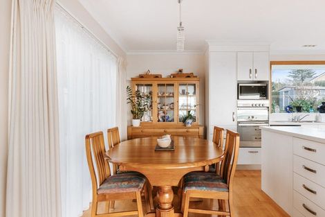 Photo of property in 5 Vivian Drive, Omokoroa, 3114