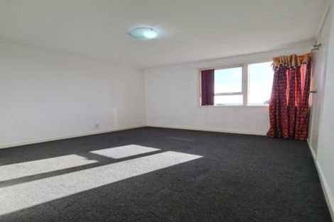 Photo of property in 39 Sunnyside Road, Sunnyvale, Auckland, 0612