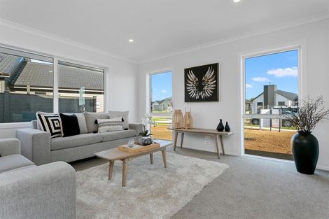 Photo of property in 24 Ruru Street, Cambridge, 3434