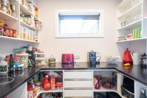 Photo of property in 3 Freedom Drive, Kelvin Grove, Palmerston North, 4414