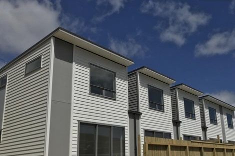 Photo of property in 3/7 Handyside Street, Tawa, Wellington, 5028