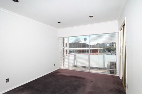 Photo of property in 23 David Avenue, Hillpark, Auckland, 2102