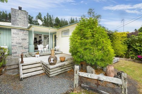 Photo of property in 210 Plateau Road, Te Marua, Upper Hutt, 5018