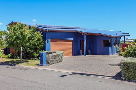 Photo of property in 4 Kentia Place, Havelock North, 4130