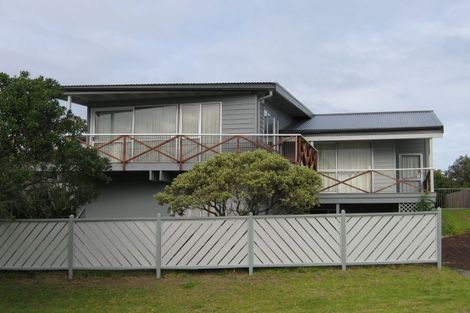 Photo of property in 42 Meiklejohn Way, Omaha, 0986