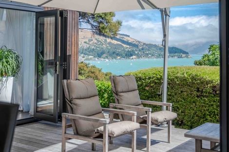 Photo of property in 6890 Christchurch Akaroa Road, Takamatua, 7581