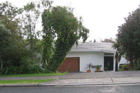 Photo of property in 4 Whitby Crescent, Mairangi Bay, Auckland, 0630