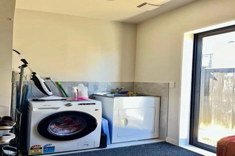 Photo of property in 12 Silver Beech Street, Takanini, 2110