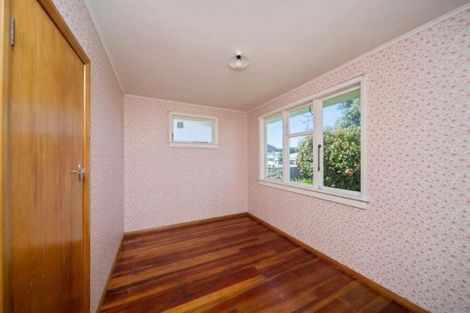 Photo of property in 41 Iredale Road, Hawera, 4610