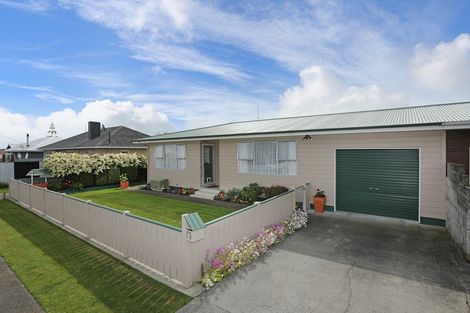 Photo of property in 18 Russell Street, Feilding, 4702