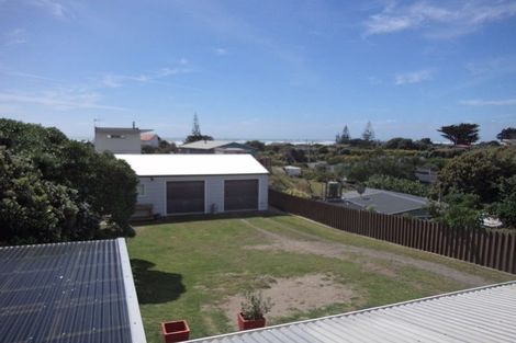 Photo of property in 39 Dixie Street, Te Horo Beach, Otaki, 5581