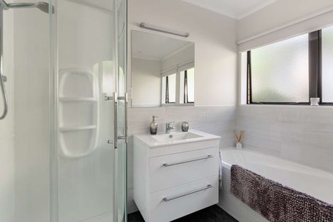 Photo of property in 13 Lynmore Avenue, Lynmore, Rotorua, 3010