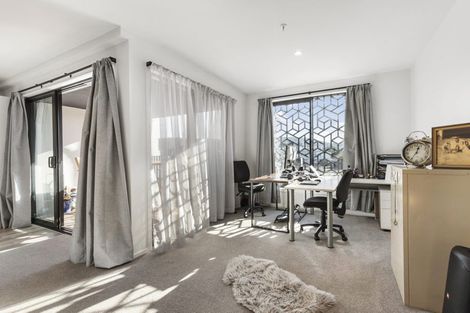 Photo of property in 202/2 Onepu Road, Kilbirnie, Wellington, 6022