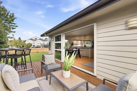 Photo of property in 11 Dysart Road, Otumoetai, Tauranga, 3110